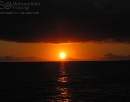 An amazing sunset in Floreana Island